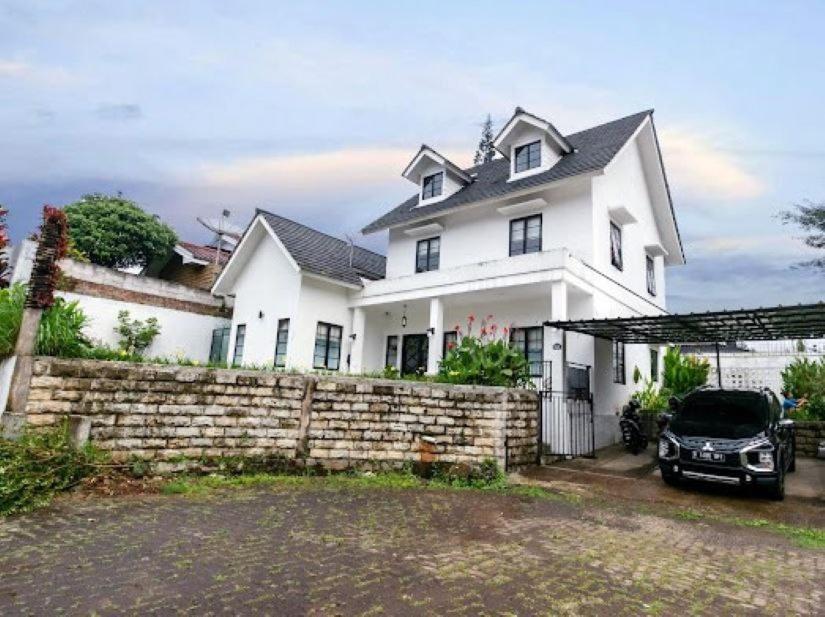 Stylish Villa At Green Apple U 35A Cipanas Puncak Sindanglaya Exteriér fotografie